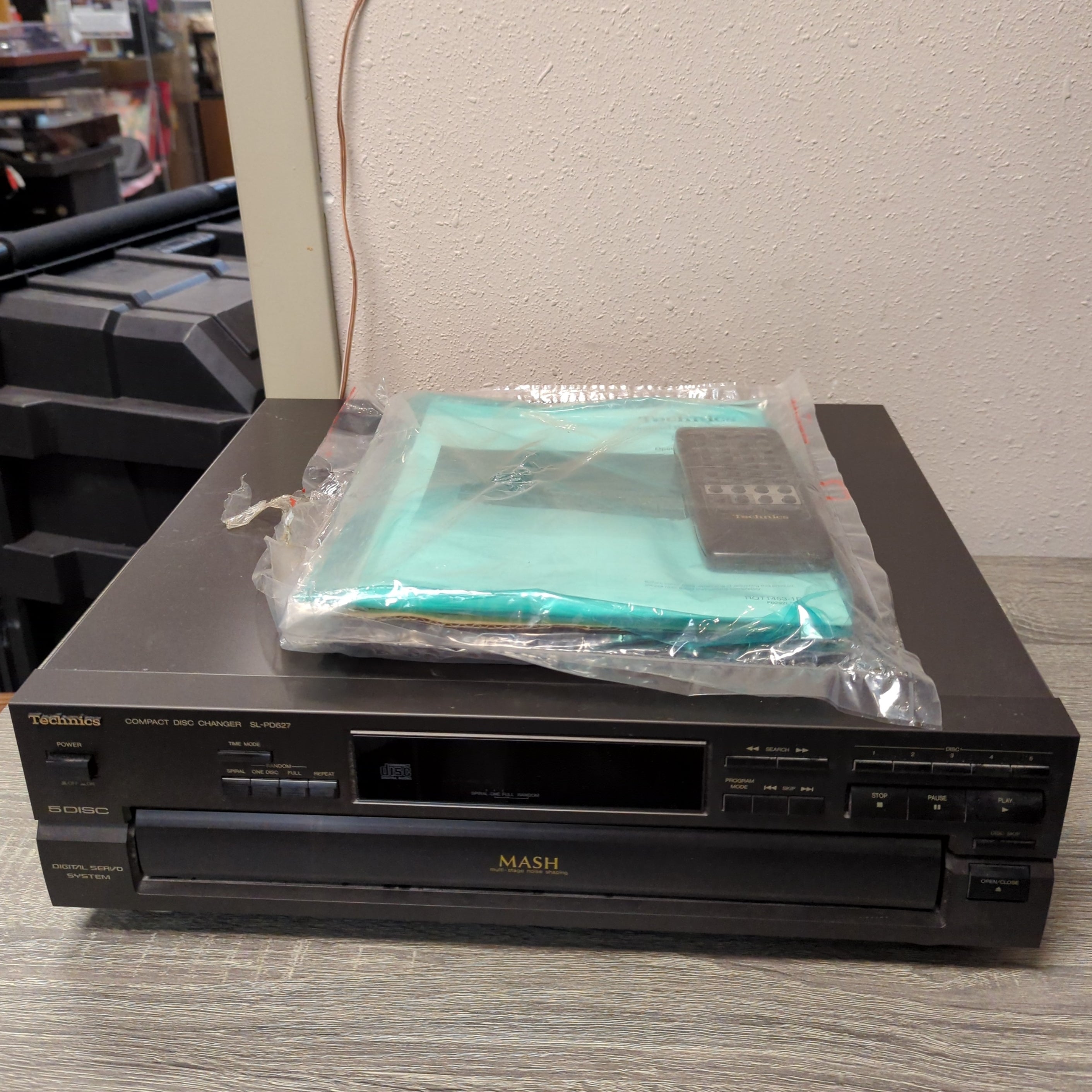 Technics SL-PD627 Disc Changer | Turntables & Trails