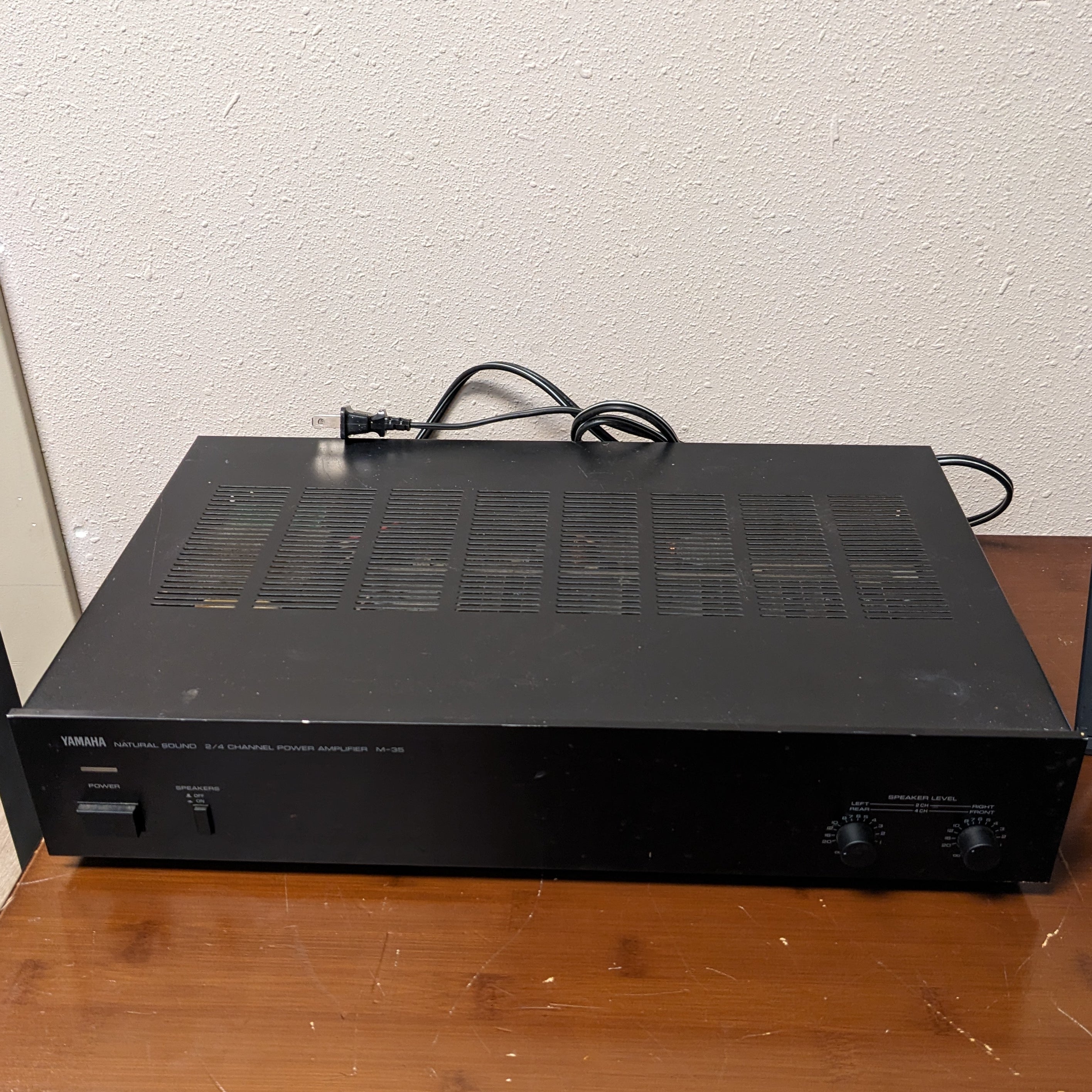 【動作確認済】YAMAHA 2/4ch パワーアンプ M-35 Yamaha M-35 Power Amplifier | Turntables & Trails