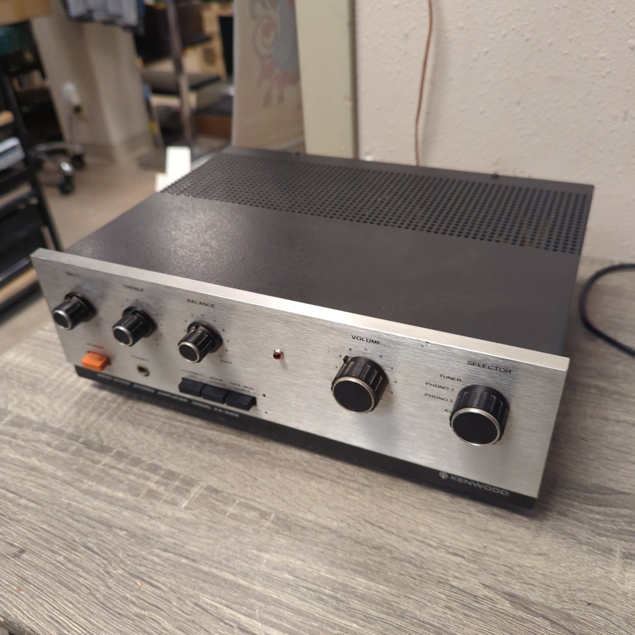 Marantz PM5005 Stereo Integrated Amplifier | Turntables & Trails