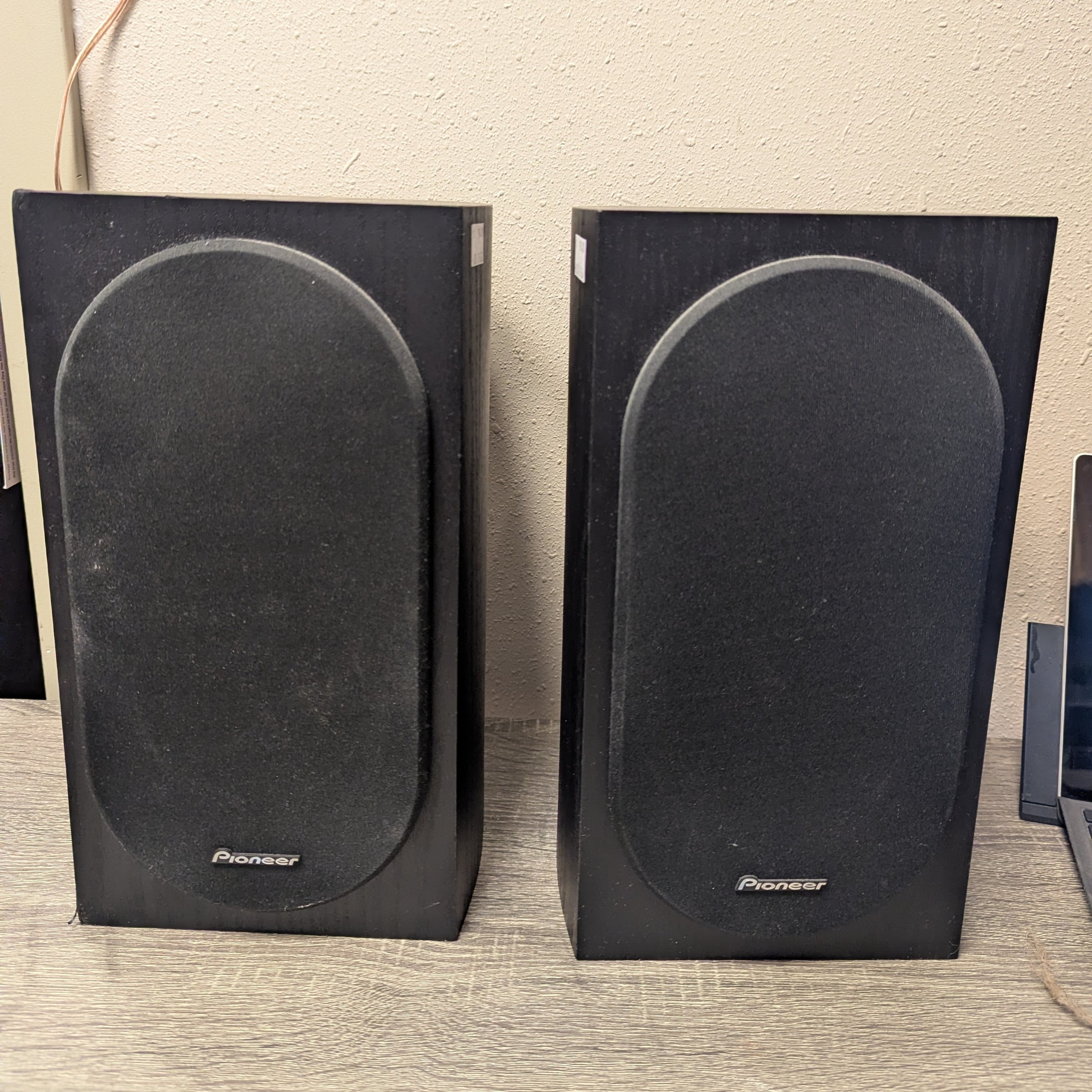 Pioneer SP-BS22-LR Speakers | Turntables & Trails