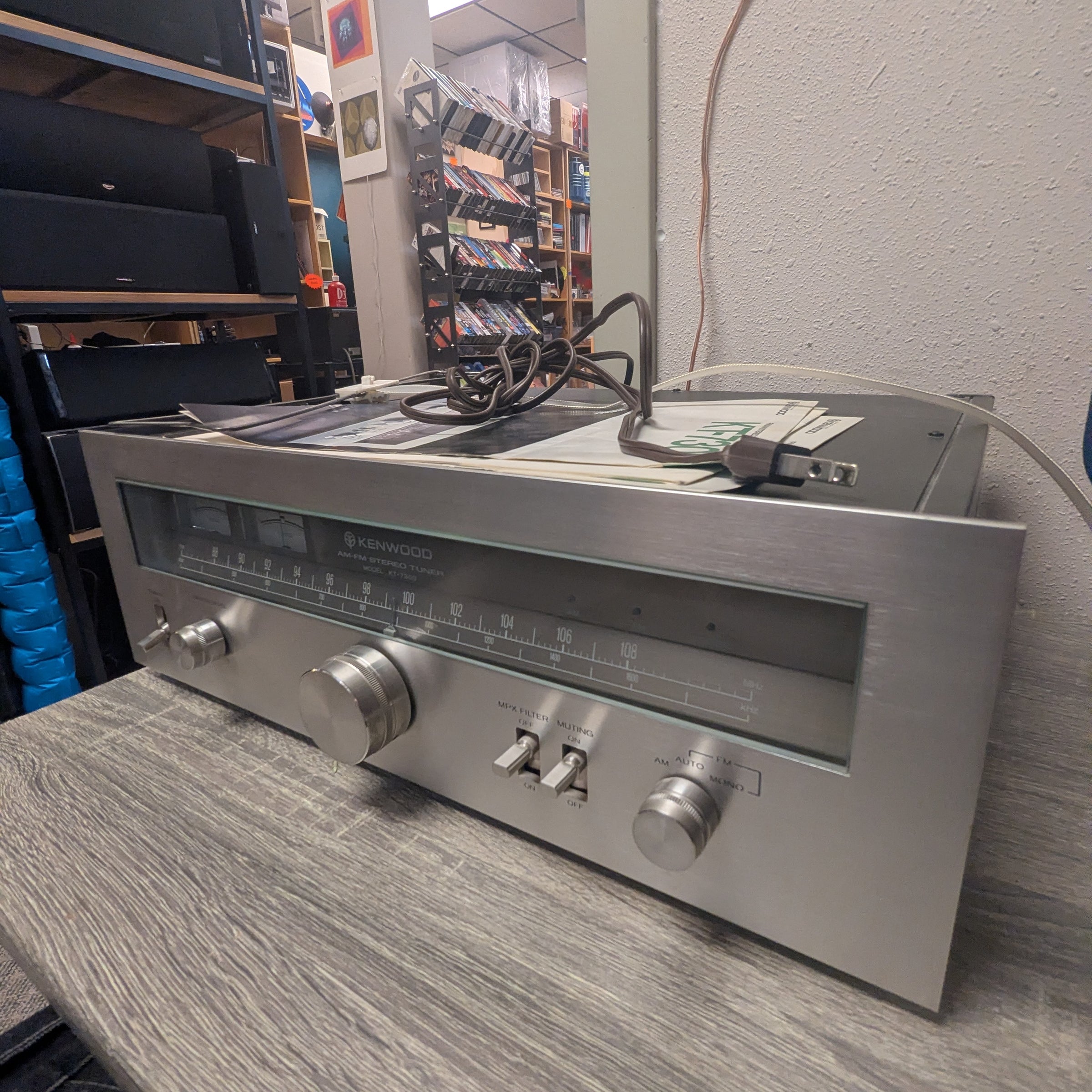 Onkyo TX-822 Tuner Amplifier | Turntables & Trails