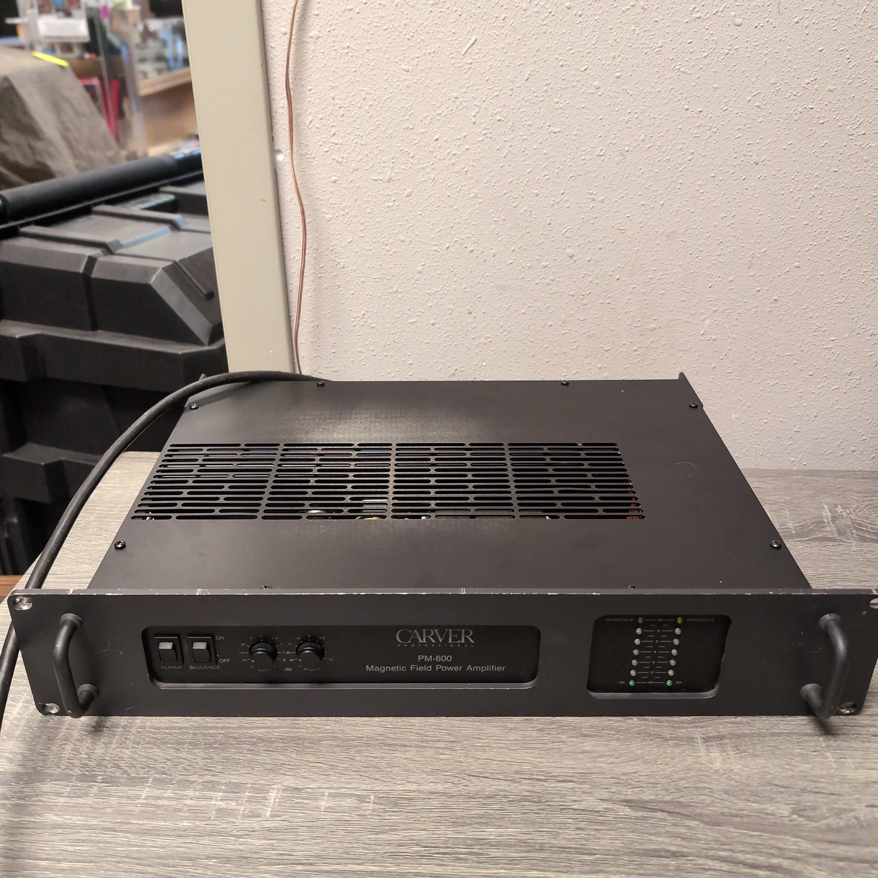 Carver PM-600 Power Amplifier | Turntables & Trails