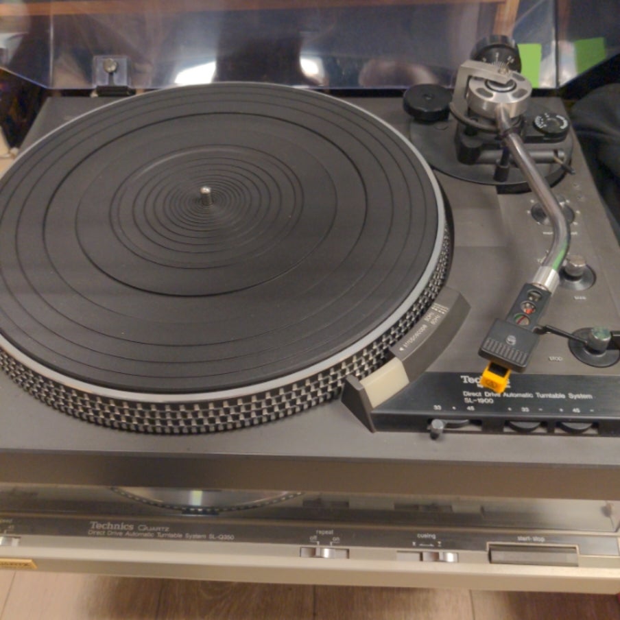 Technics Direct Drive Automatic Turntable System SL1900 Turntables