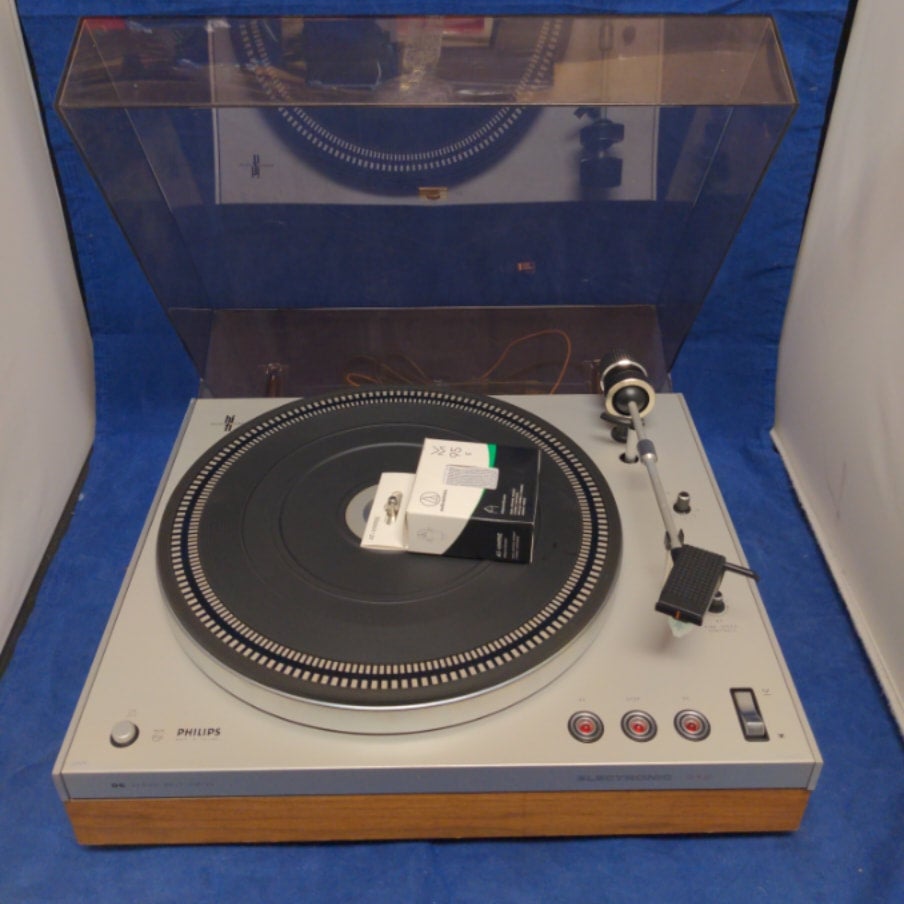 Philips Electronic 312 Turntable Turntables & Trails