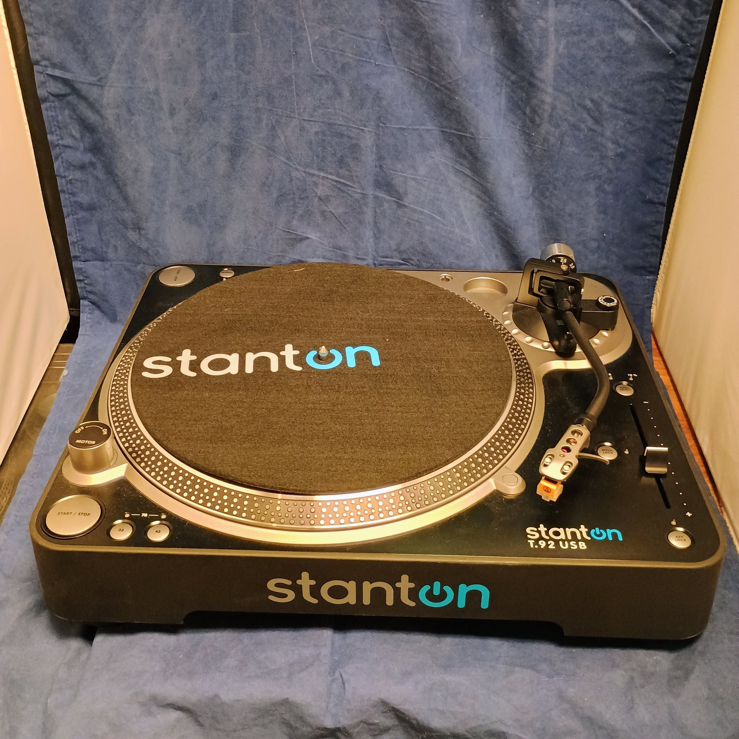 TURNTABLE STANTON T.92 top USB